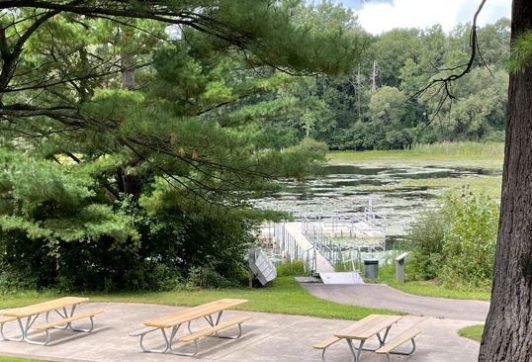 lake & picnic area